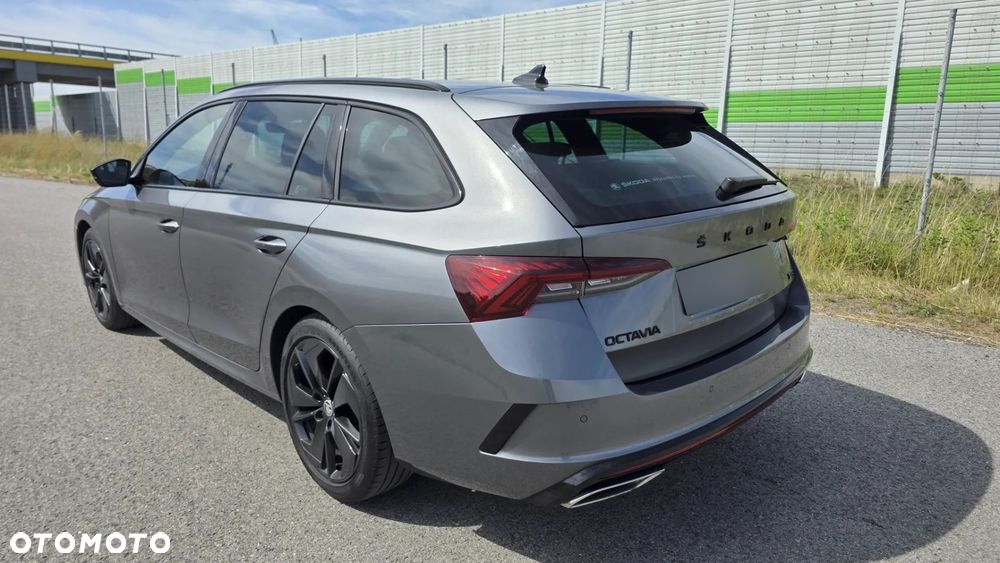 Skoda Octavia 2.0 TDI RS DSG - 8