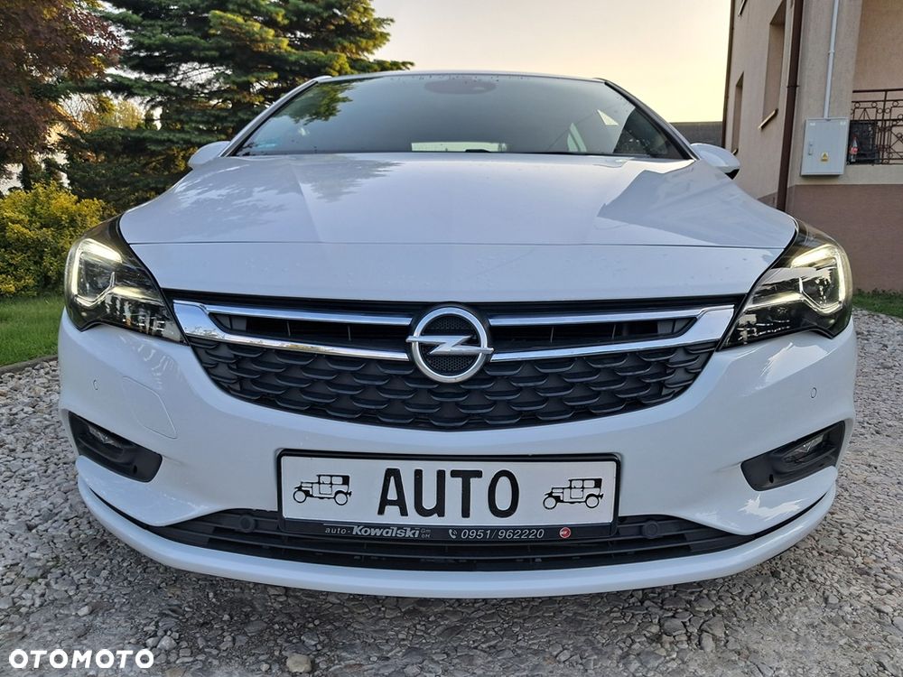 Opel Astra 1.6 Turbo Start/Stop Innovation - 11