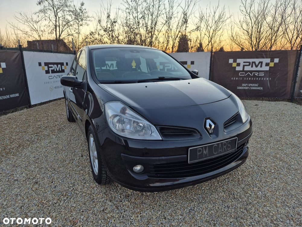 Renault Clio - 1