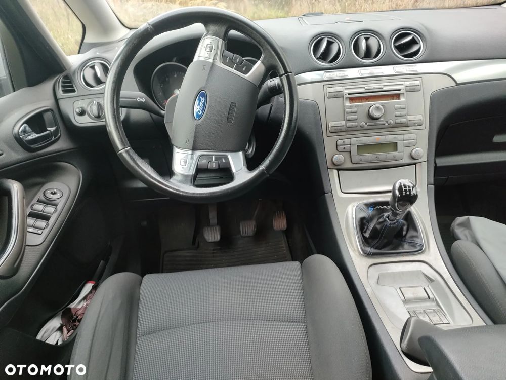 Ford S-Max - 6