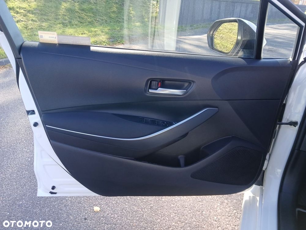 Toyota Corolla 1.8 Hybrid Comfort - 40