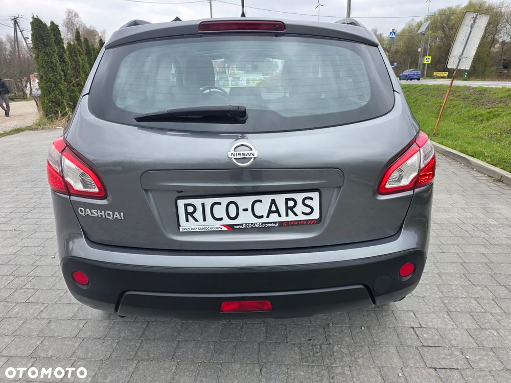 Nissan Qashqai - 4