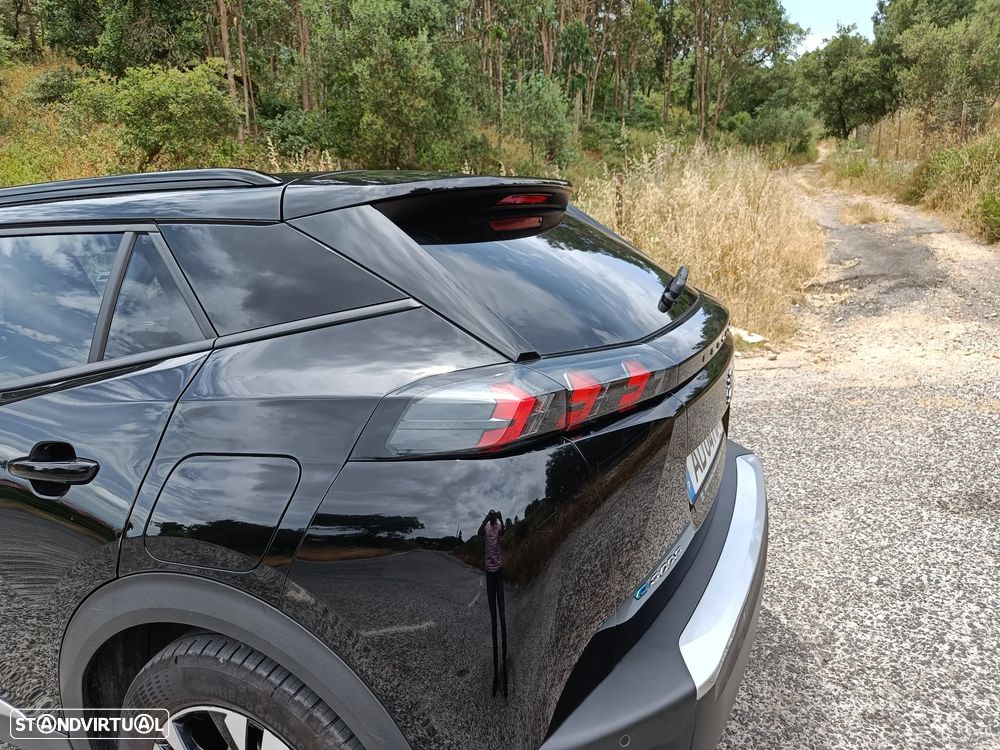 Peugeot e-2008 50 kWh Allure - 24
