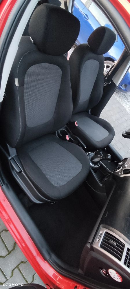 Hyundai i20 1.2 Fifa World Cup Edition - 26