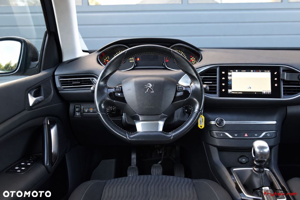 Peugeot 308 - 30