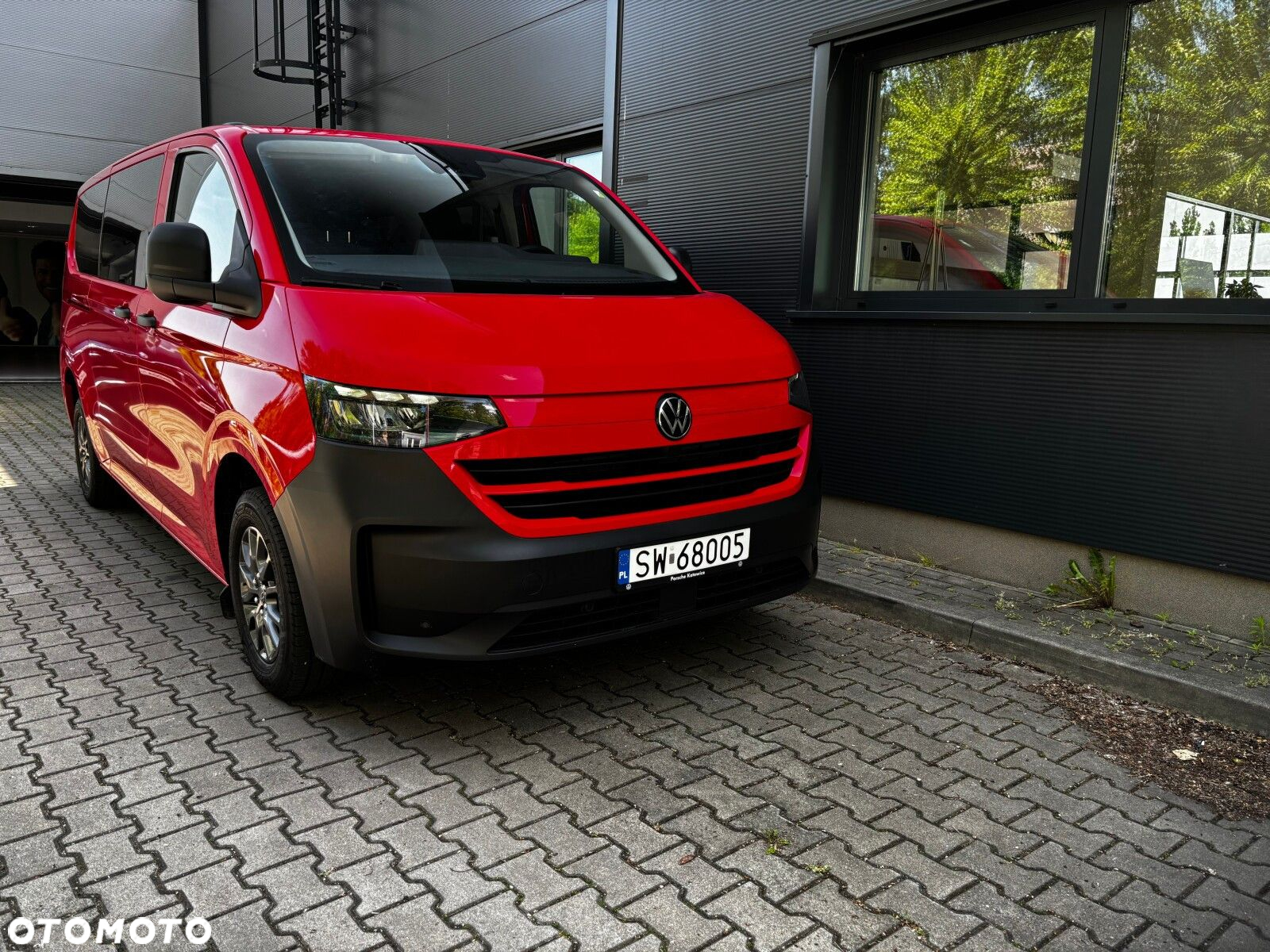 Volkswagen Nowa Caravelle 2.0 TDI 150 KM 6-manualna L2 - 3
