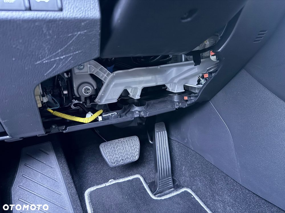 Toyota RAV4 2.5 Hybrid Executive 4x4 - 35