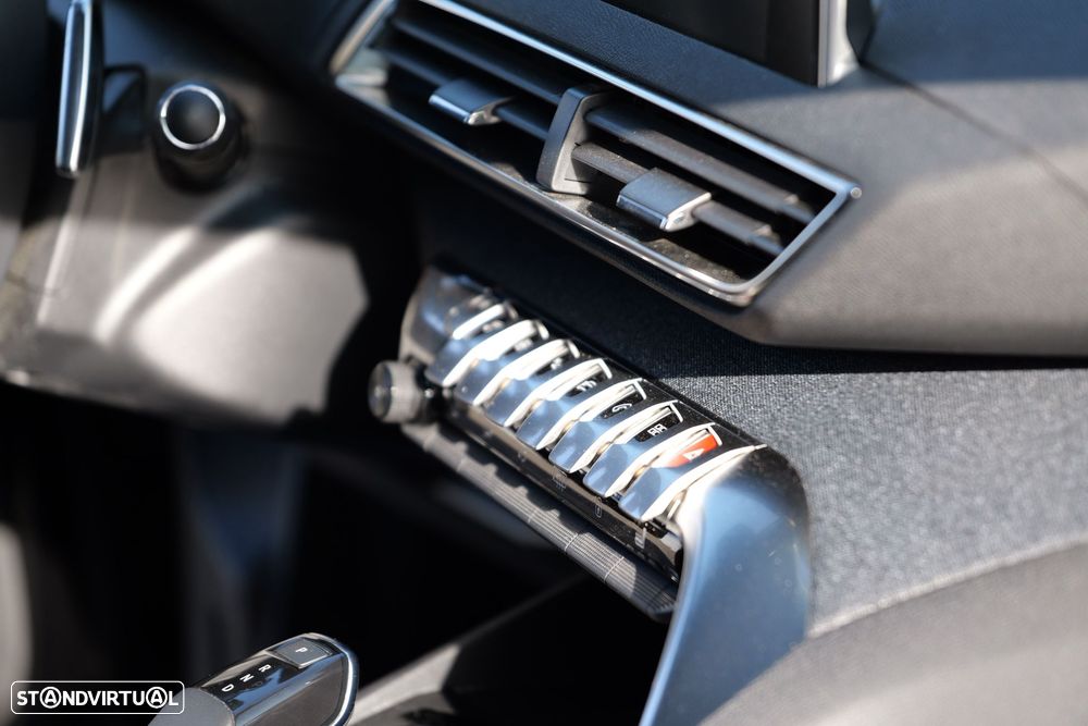 Peugeot 5008 - 9