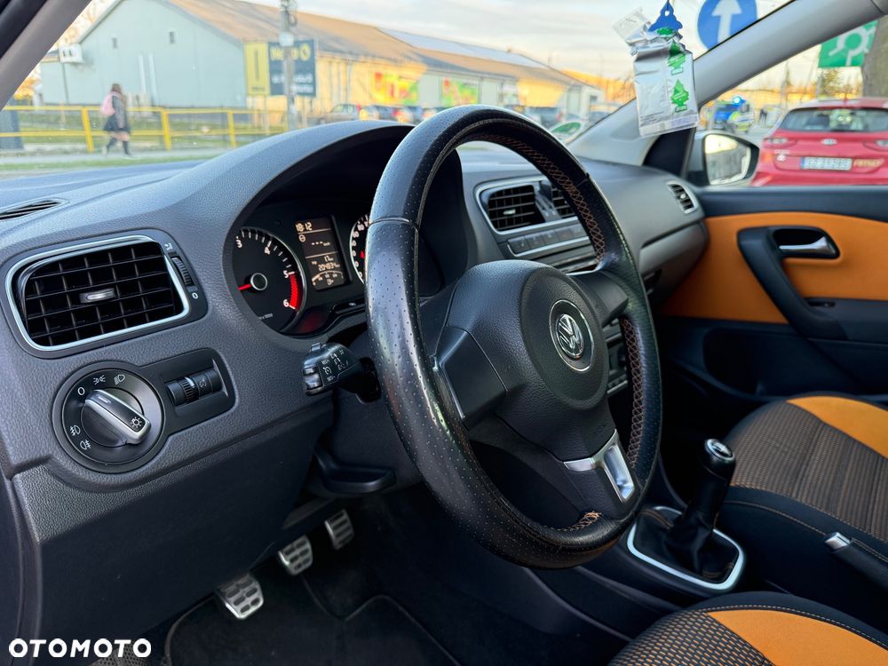 Volkswagen Polo Cross 1.6 TDI DPF - 19