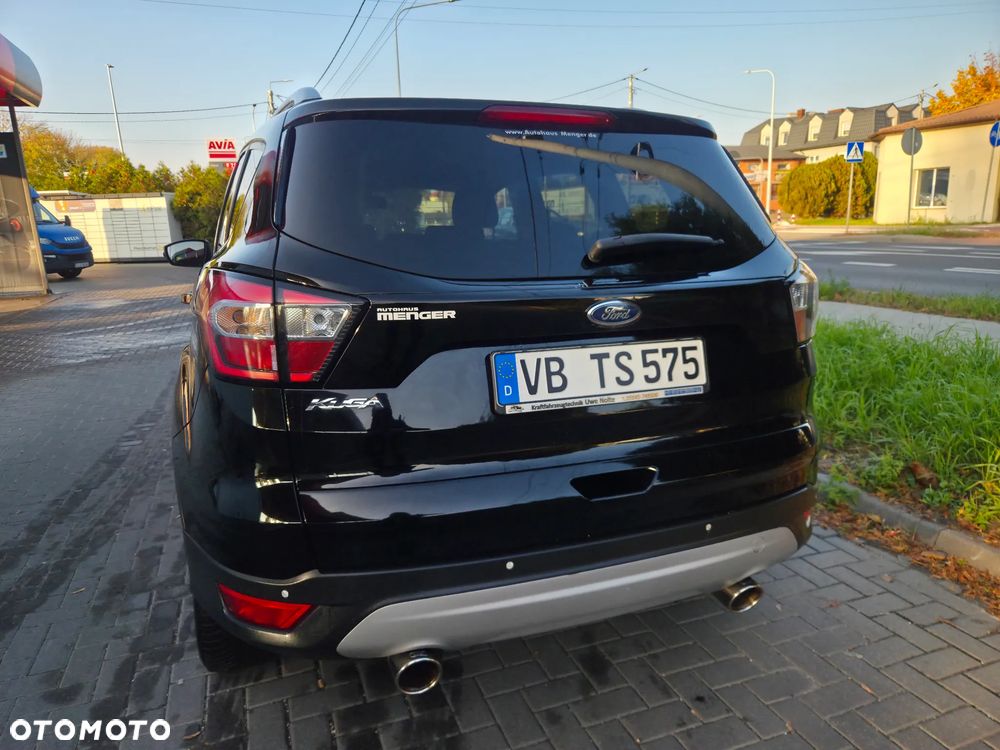 Ford Kuga 2.0 TDCi 2x4 Titanium - 11