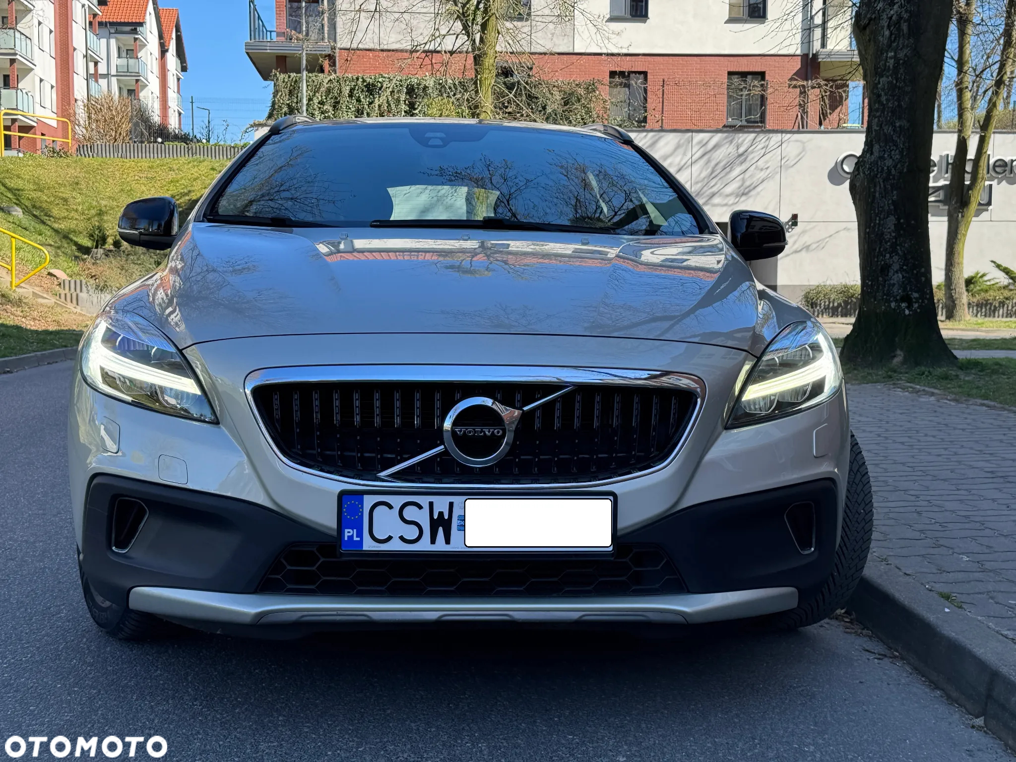 Volvo V40 Cross Country T3 Drive-E Momentum - 28