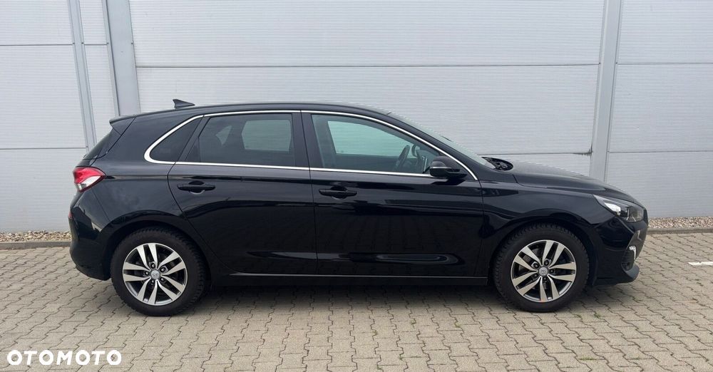 Hyundai i30 1.4 T-GDI Comfort DCT - 6