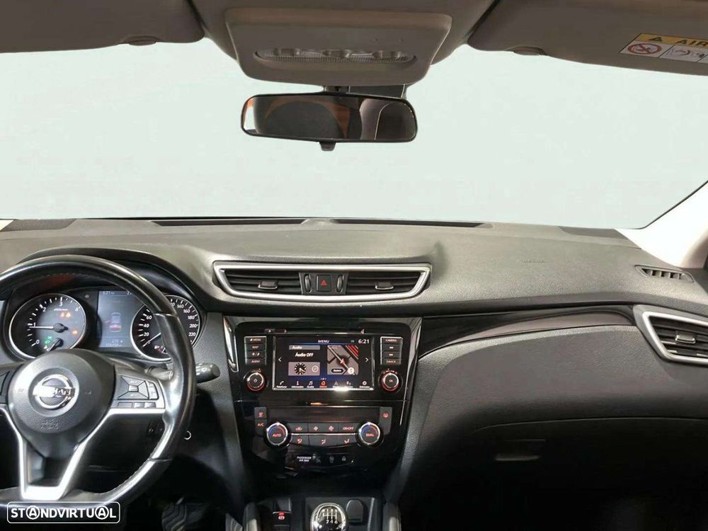 Nissan Qashqai 1.5 dCi N-Connecta J18 - 9