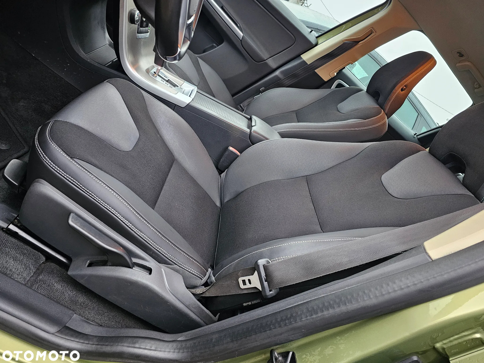 Volvo XC 60 2.4D AWD - 17