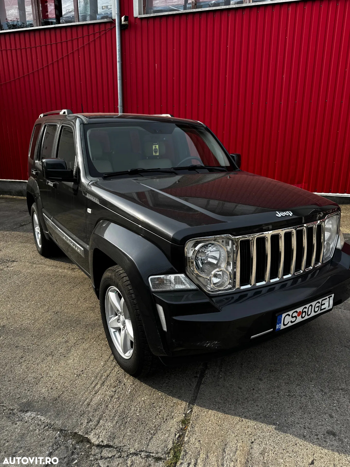 Jeep Cherokee - 2