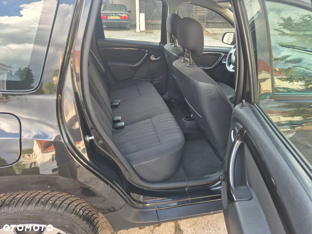 Dacia Duster 1.6 16V 4x4 Laureate - 9