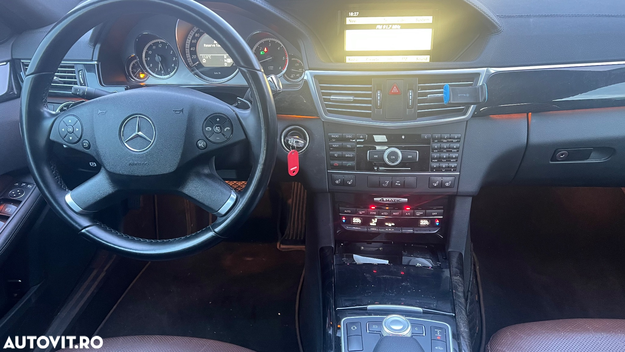 Mercedes-Benz E 350 CDI BlueEfficiency 4Matic - 23
