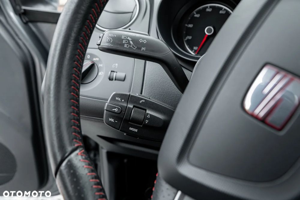 Seat Ibiza 1.4 TSI DSG FR - 34