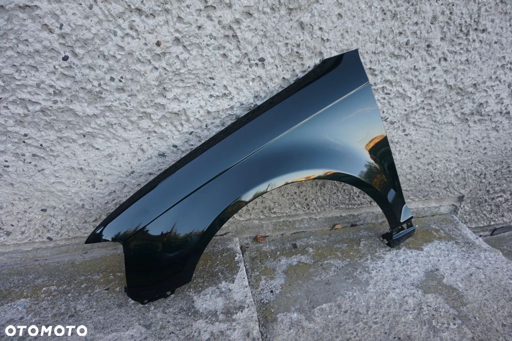 BŁOTNIK PRZEDNI LEWY AUDI A3 8P LIFT LZ6E 08/12r - 4