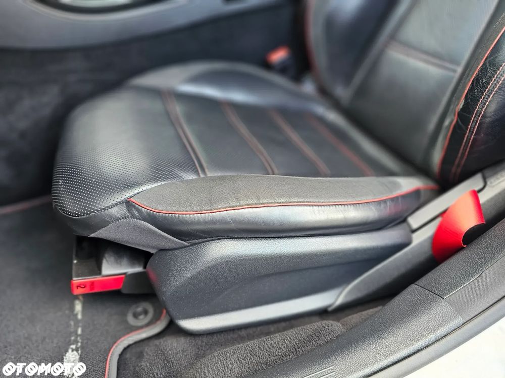 Mercedes-Benz Klasa E 43 AMG 4Matic 9G-TRONIC - 30