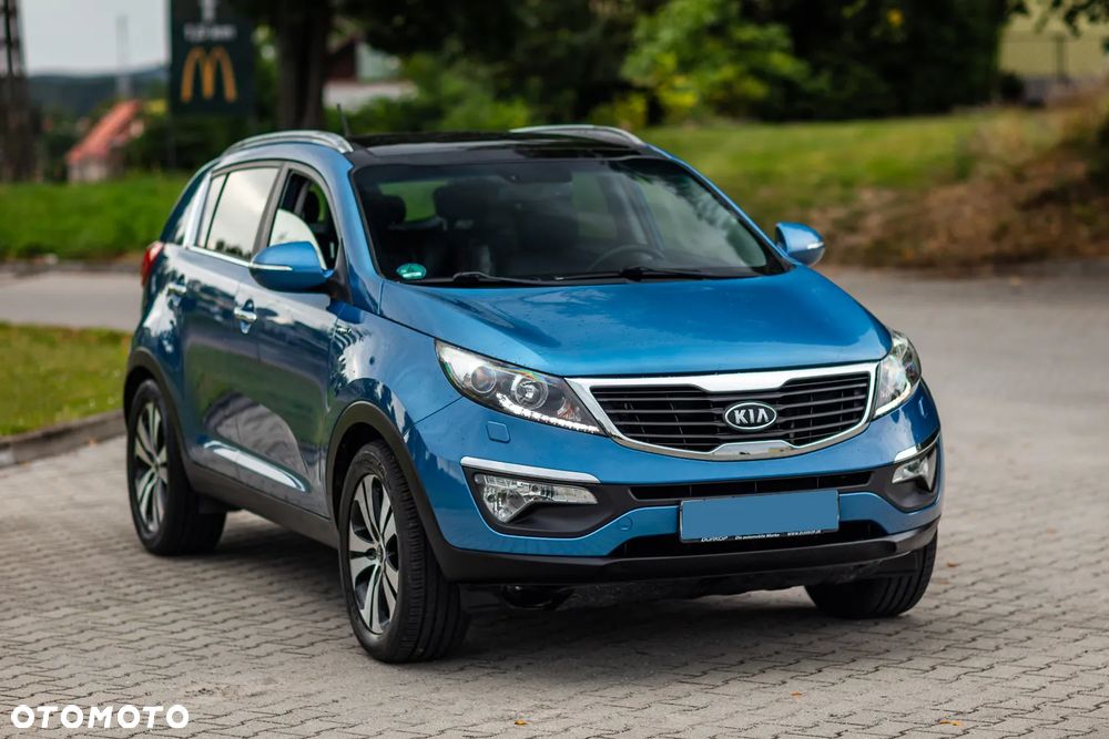 Kia Sportage 2.0 CRDI 4WD Automatik Dream-Team Edition - 7