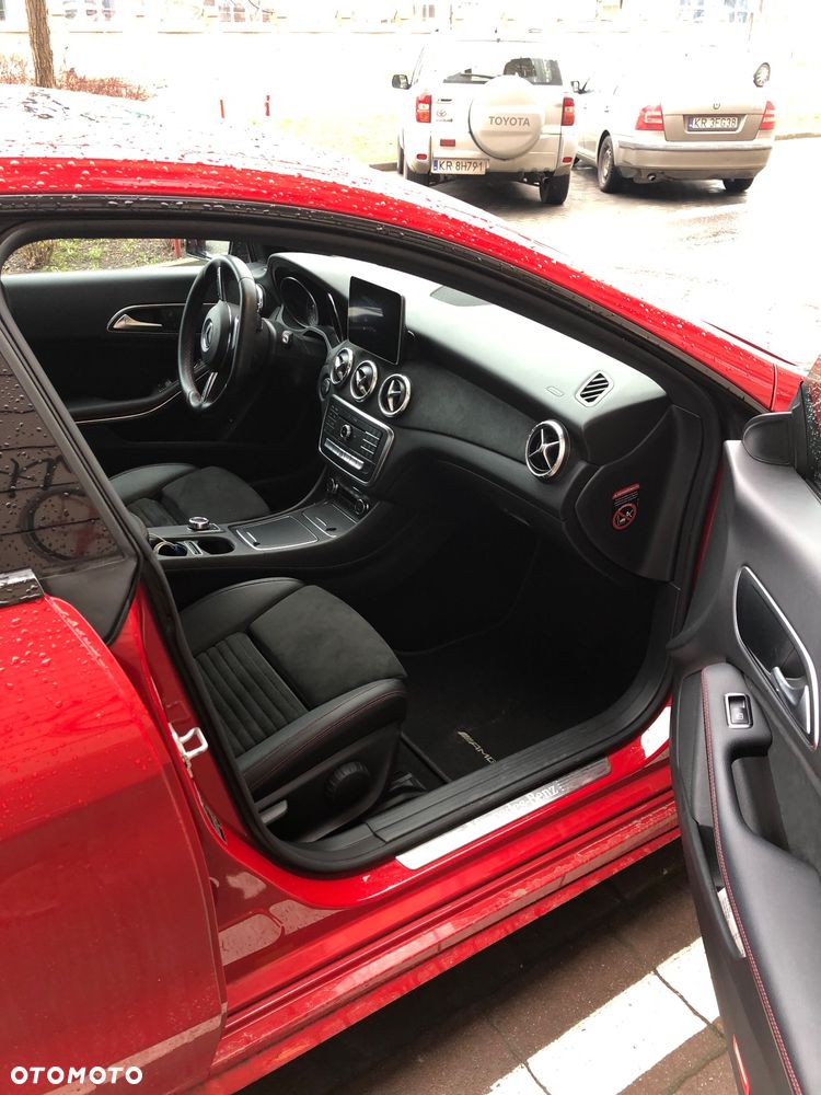 Mercedes-Benz CLA - 8