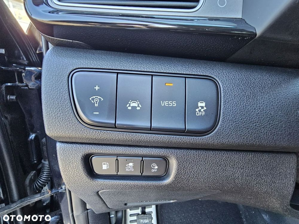 Kia Niro 1.6 GDI Plug-in Hybrid L Business Line - 35