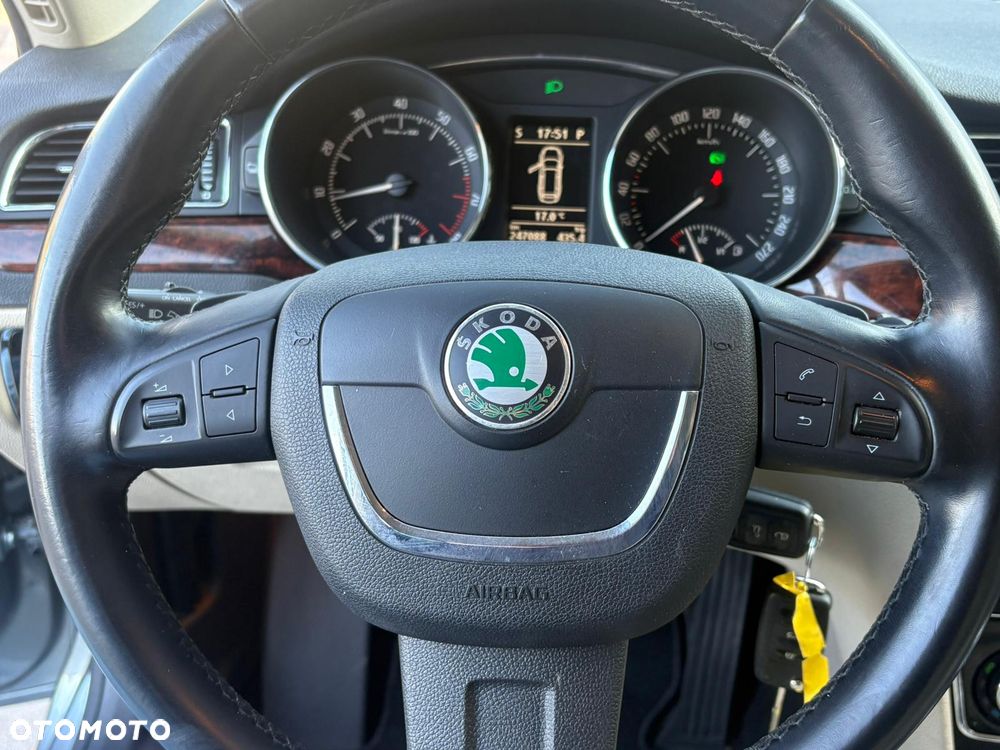 Skoda Superb 2.0 TSI DSG Elegance - 29