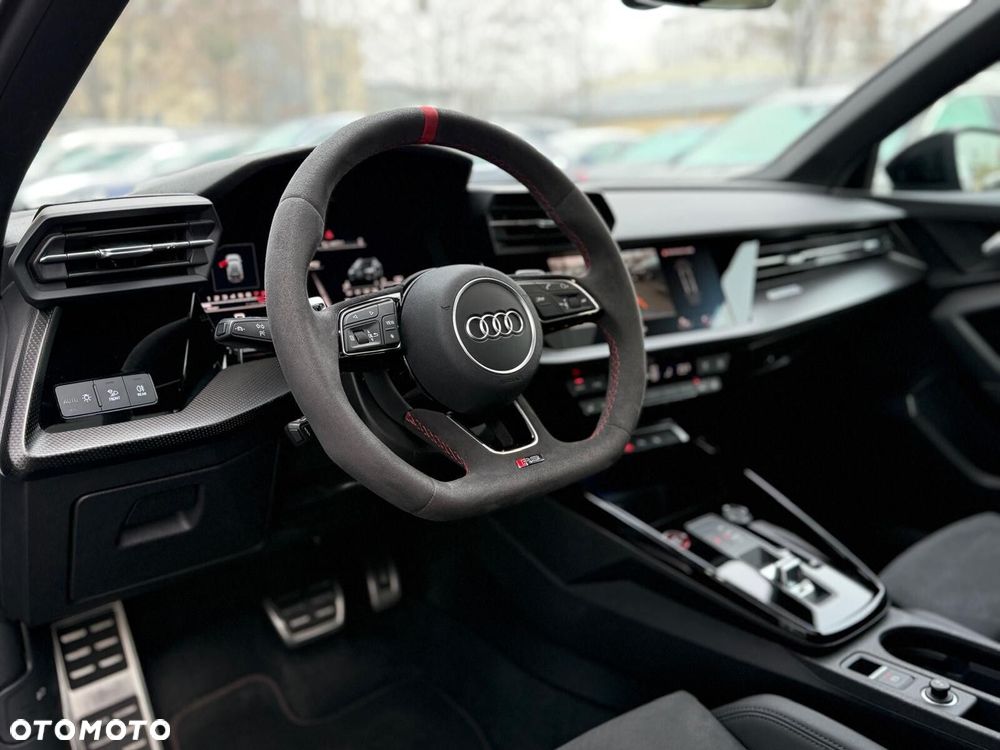 Audi RS3 Sportback - 11