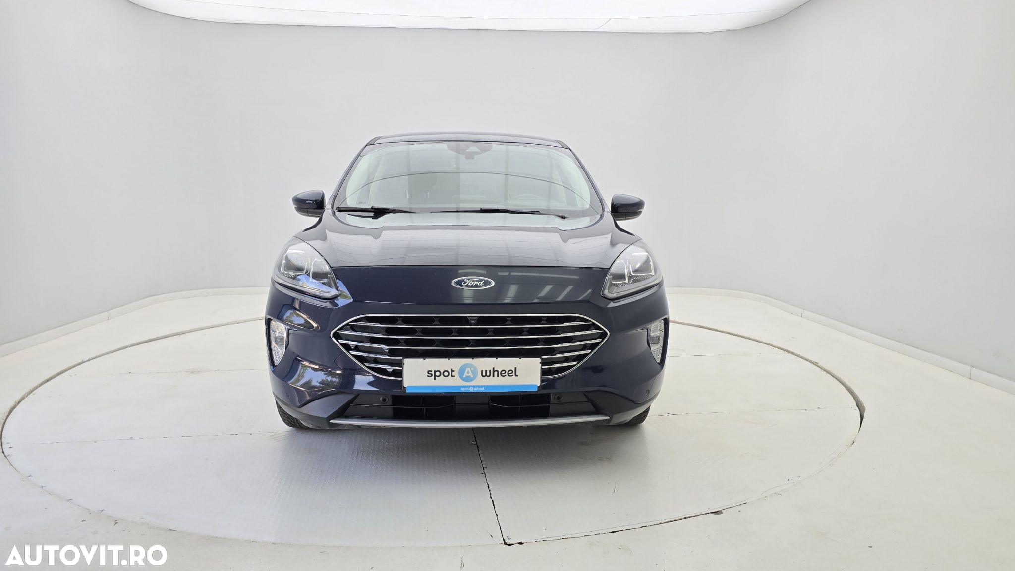 Ford Kuga - 2