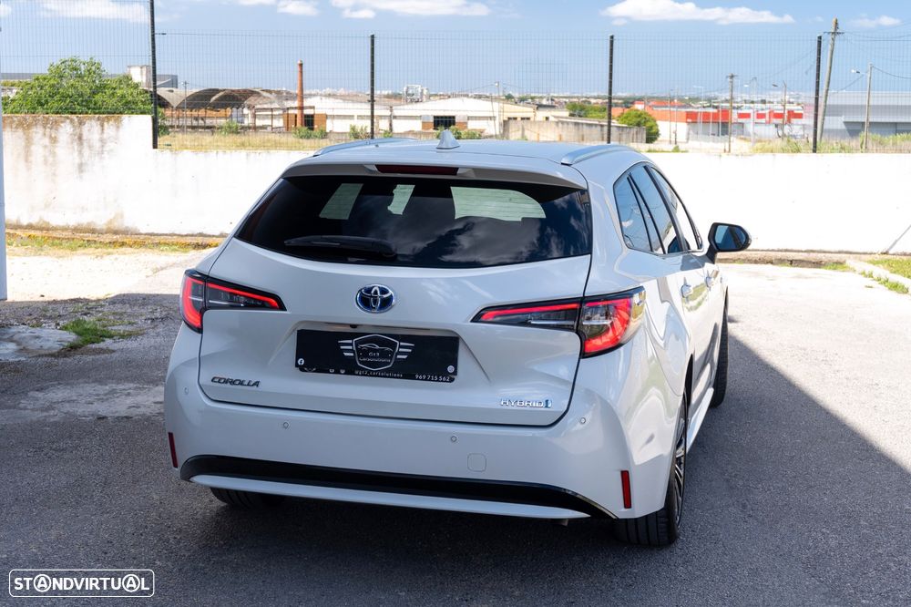 Toyota Corolla Touring Sports 1.8 Hybrid Comfort+P.Sport - 9