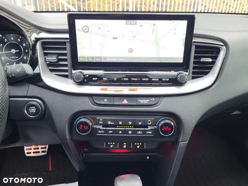 Kia Ceed 1.6 T-GDI GT DCT - 10