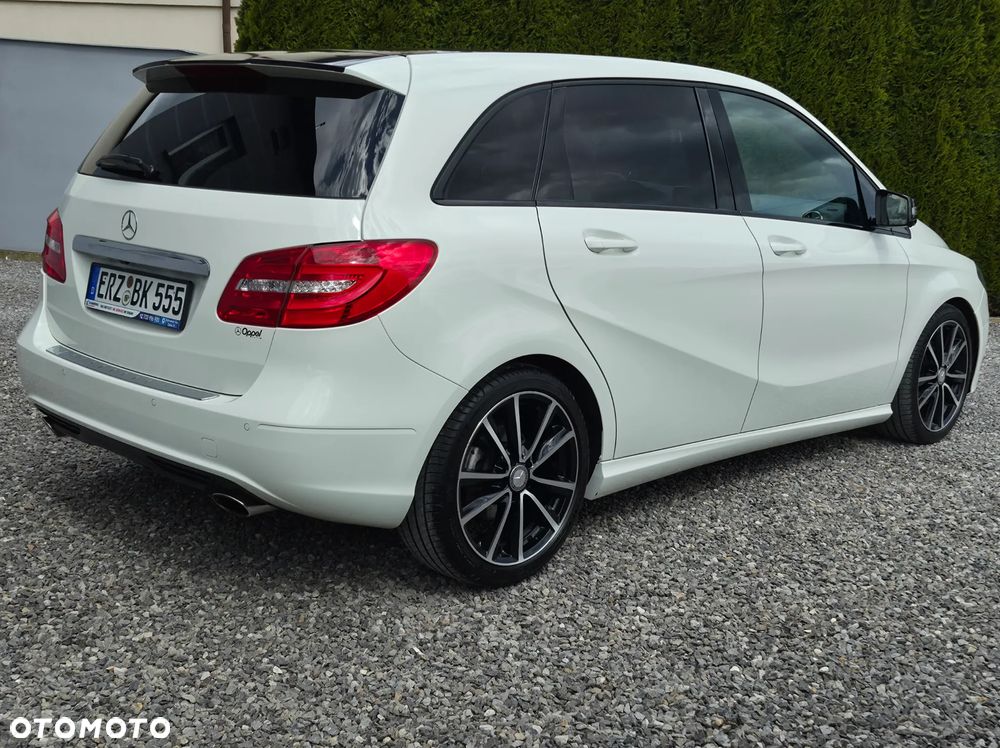 Mercedes-Benz Klasa B 180 BlueEFFICIENCY Edition Style - 7