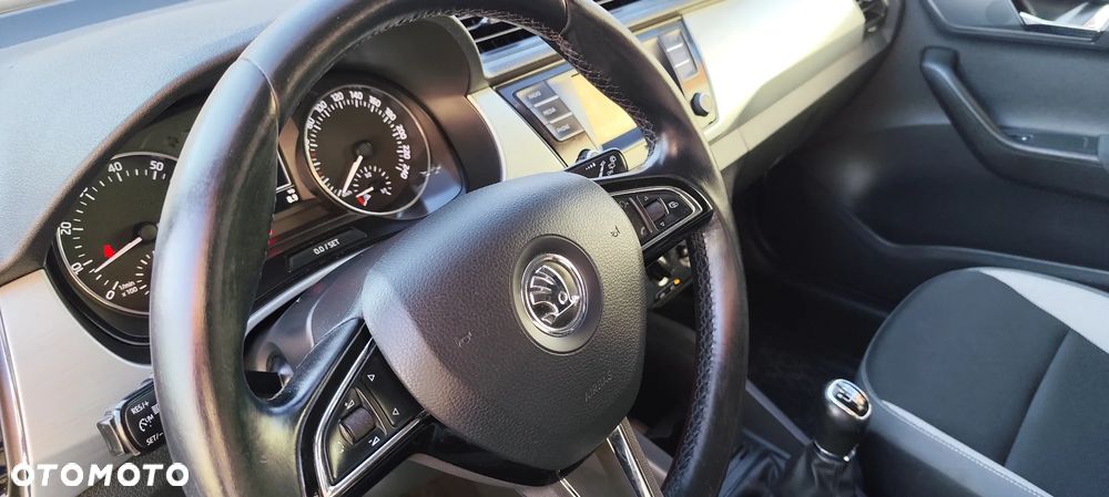 Skoda Fabia 1.2 TSI Ambition - 28