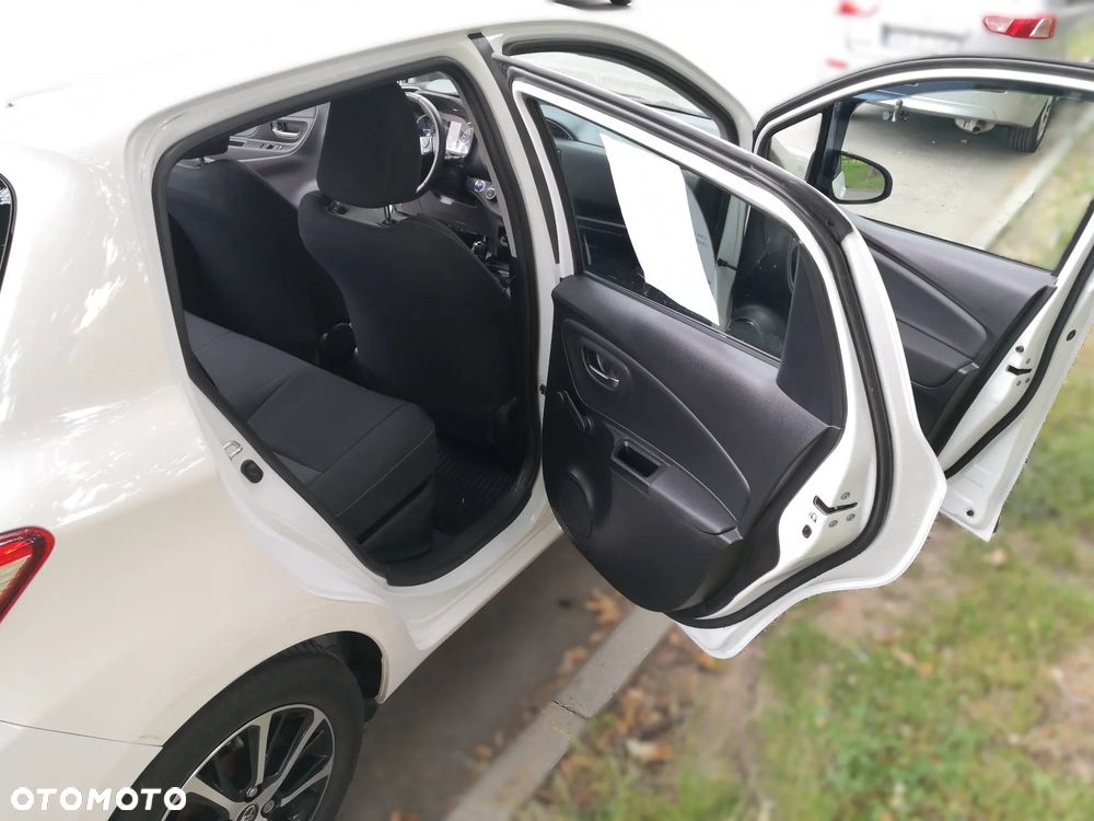 Toyota Yaris Hybrid 100 Premium EU6 - 8