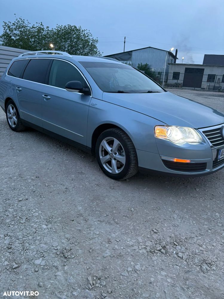 Volkswagen Passat 2.0 TDI DPF DSG Comfortline - 2