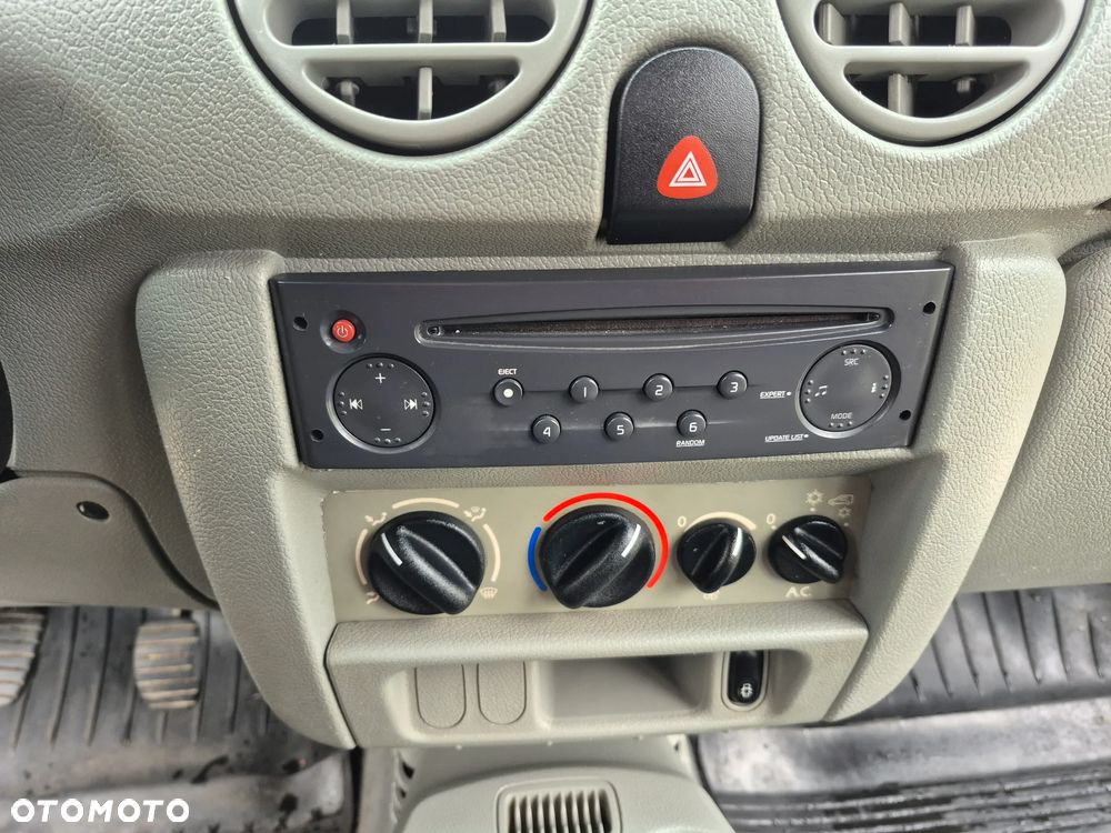 Renault Kangoo 1.6 16V Privilege - 18