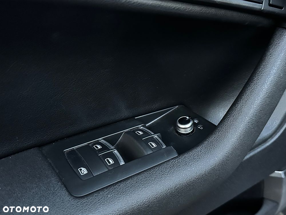 Audi A3 Sportback - 12