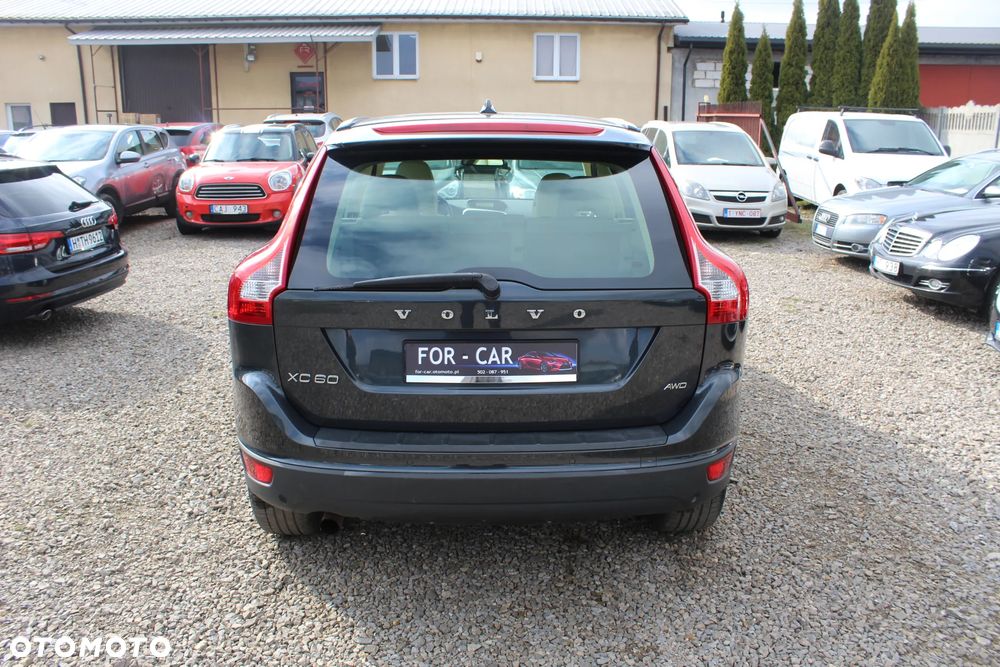 Volvo XC 60 2.4D AWD Summum - 10