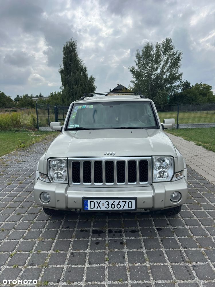 Jeep Commander 3.0 CRD Overland - 13