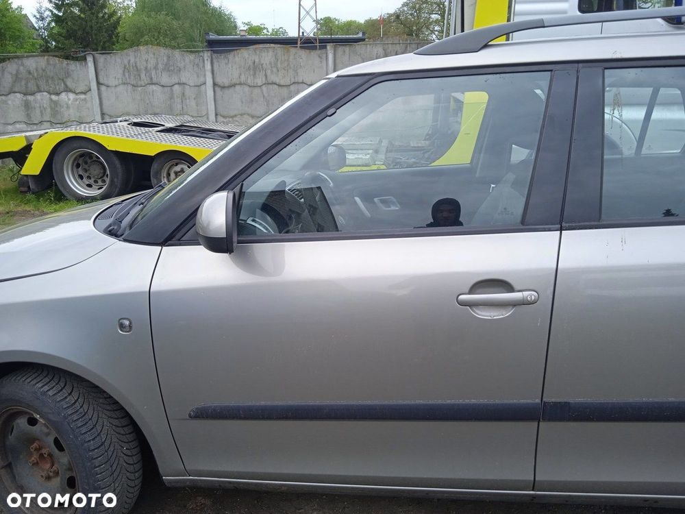 Drzwi Lewe Prawe Przednie Tylne Skoda Fabia II Kombi 9202 - 1