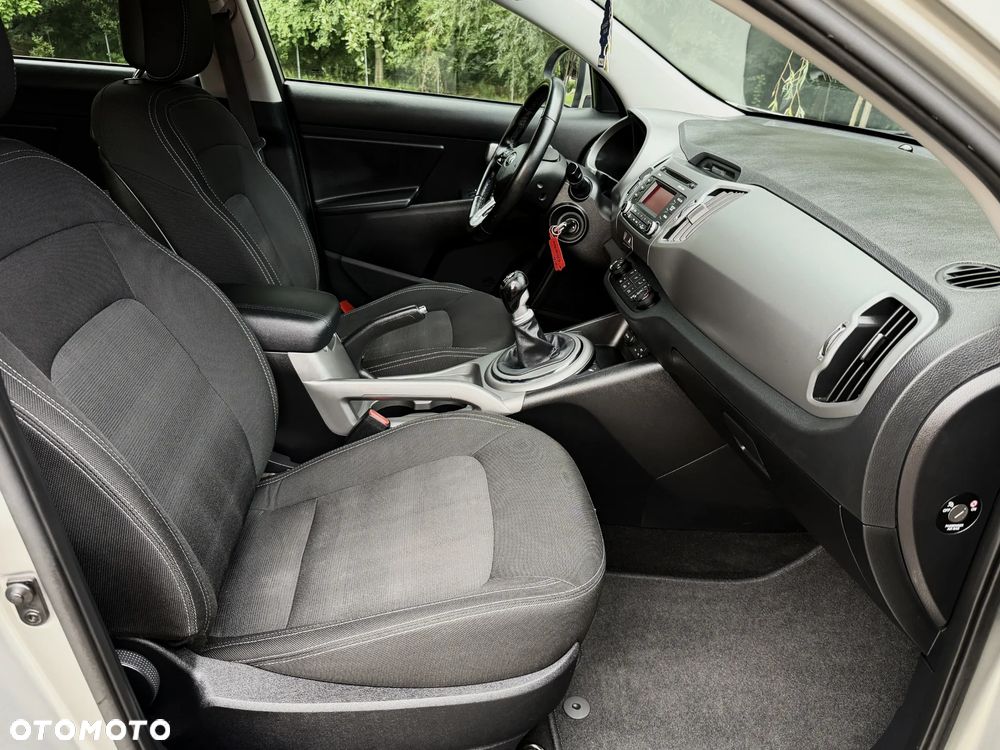 Kia Sportage 1.6 GDI 2WD Dream-Team Edition - 18