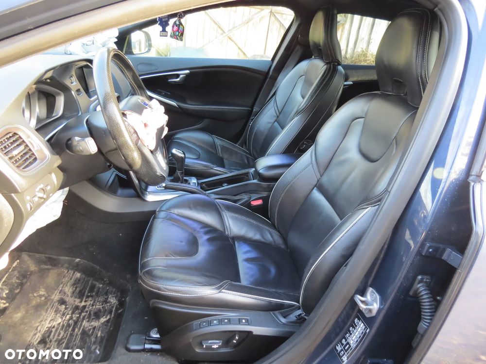 VOLVO V40 II 2.0 D4 D4204T14 LAKIER 498-46 NA CZĘŚCI - 15