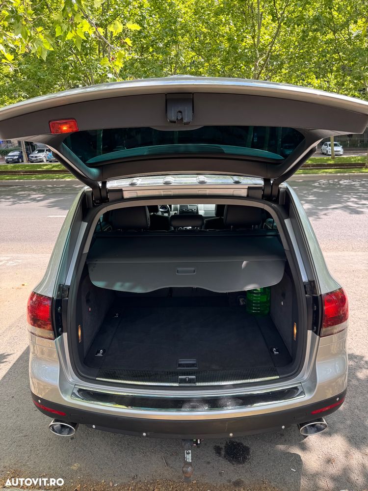 Volkswagen Touareg - 9