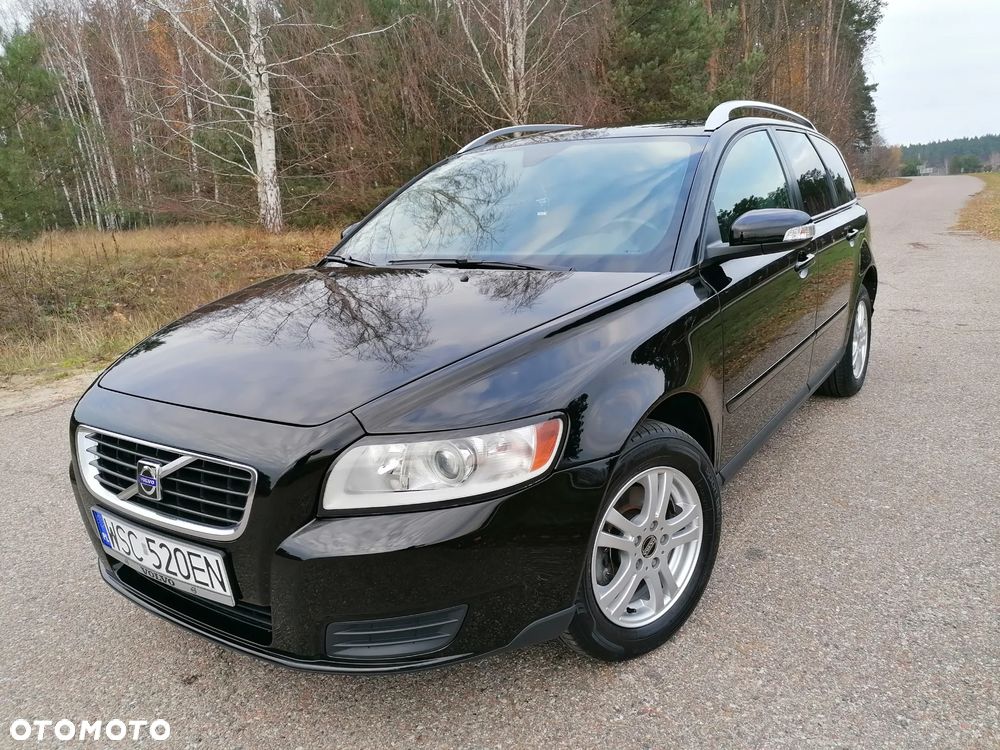 Volvo V50 - 1