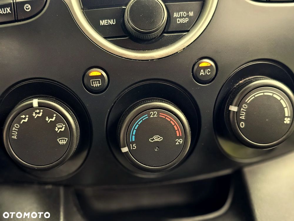 Mazda 2 1.5 Sport Dynamic - 21