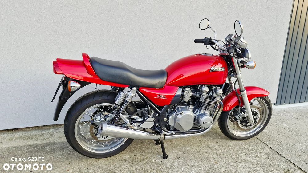 Kawasaki Zephyr - 2