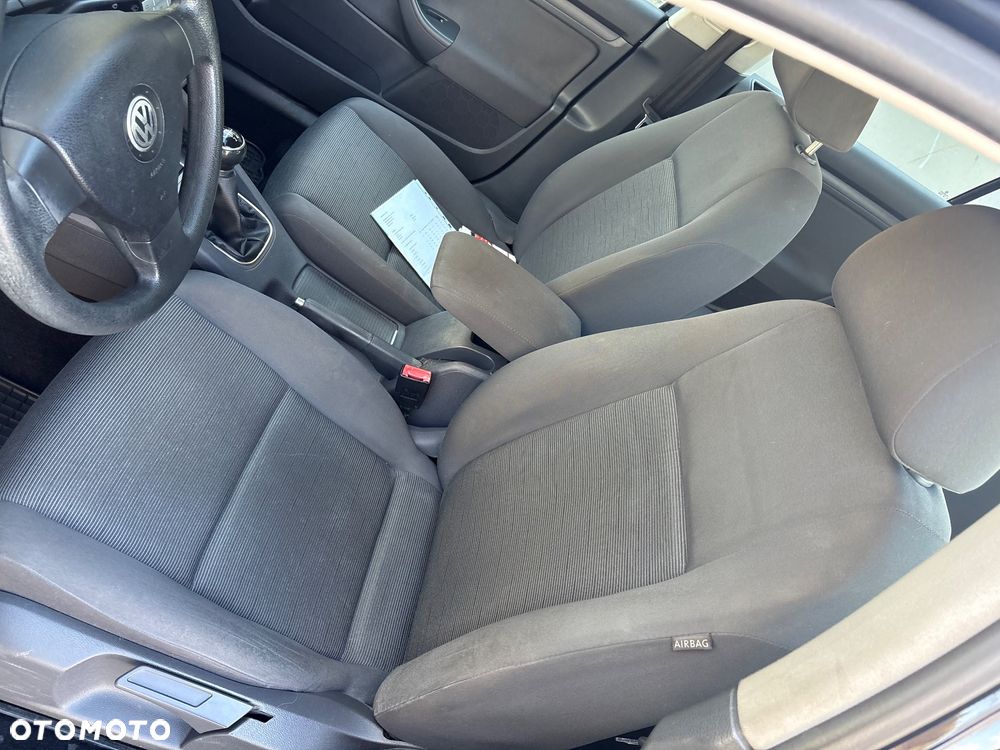 Volkswagen Golf 1.9 TDI Comfortline - 6