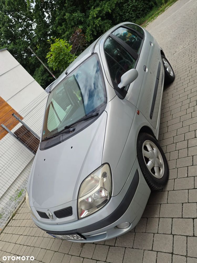Renault Scenic - 6