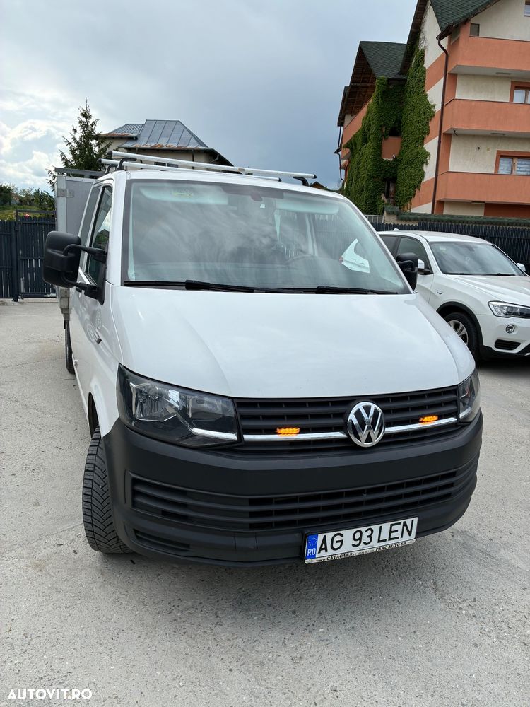 Volkswagen Transporter - 1